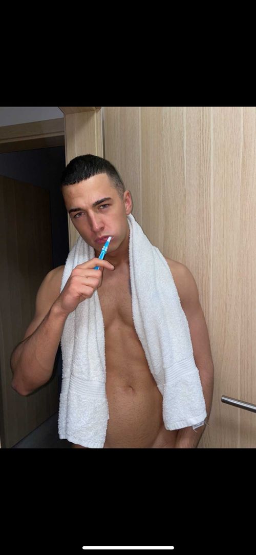 KP OnlyFans Account - kraving_perfection