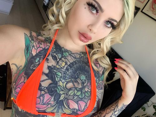 Tattooed Girl Next Door OnlyFans Account - pipuh