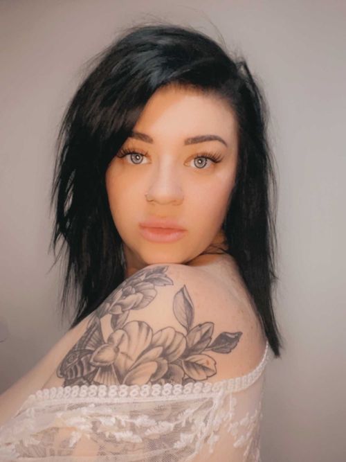 Rose🌹 OnlyFans Account - rose_exposed